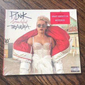 Pink - Beautiful Trauma  CD